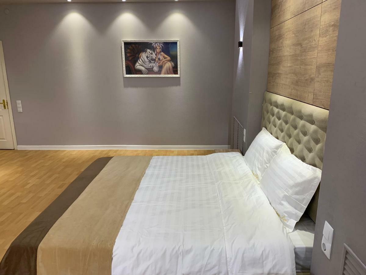 Kemer Lux Hotel Астана Екстериор снимка