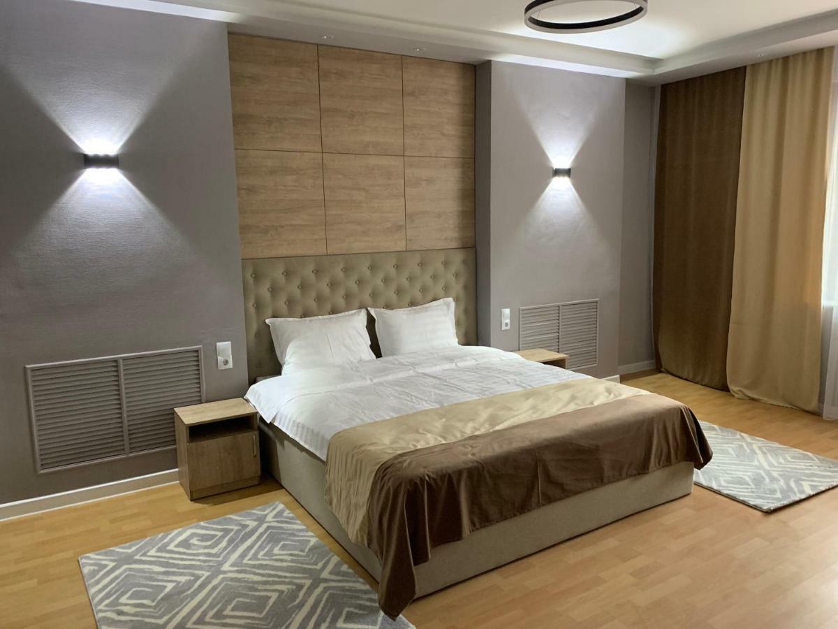 Kemer Lux Hotel Астана Екстериор снимка