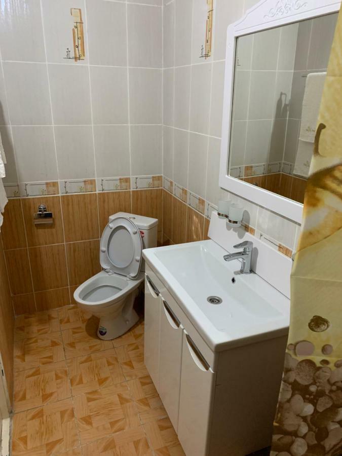 Kemer Lux Hotel Астана Екстериор снимка